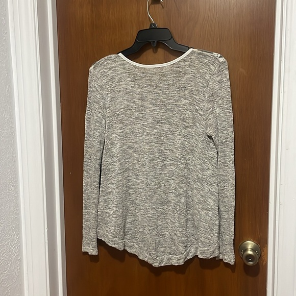 Heather grey and Lace top - Picture 4 of 10